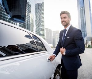 Read more about the article Costa Navarino Luxury Taxi Services – Travel in Style with Luxury Kalamata Transfer